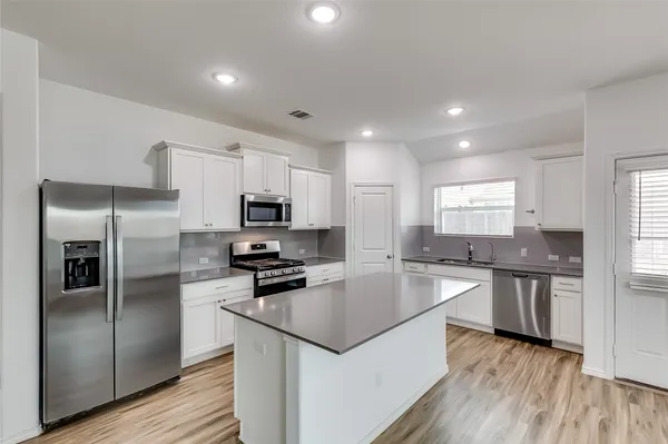 $2,150 | 1641 Catahoula Drive, Leander, TX 78641