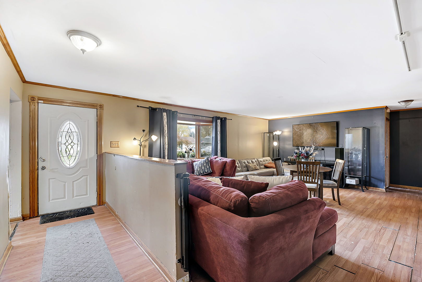 17 Elgin Avenue Romeoville, IL 60446 - Photo 3 of 25 Gallery Image 3