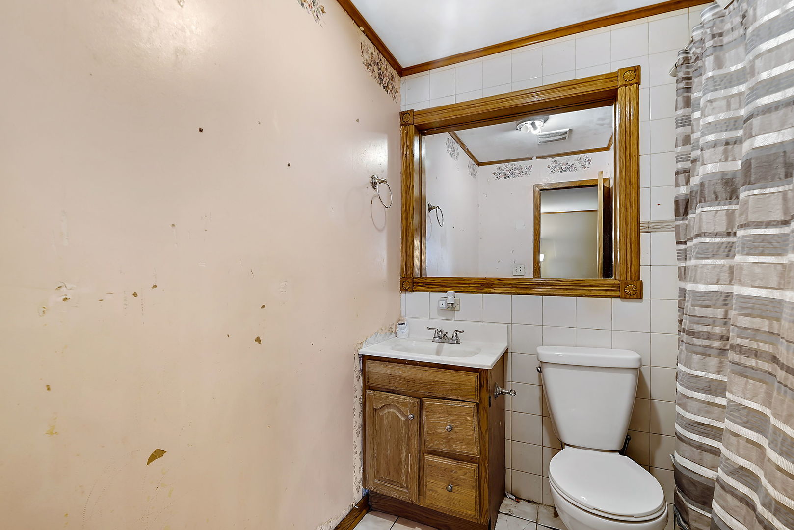 17 Elgin Avenue Romeoville, IL 60446 - Photo 5 of 25 Gallery Image 5