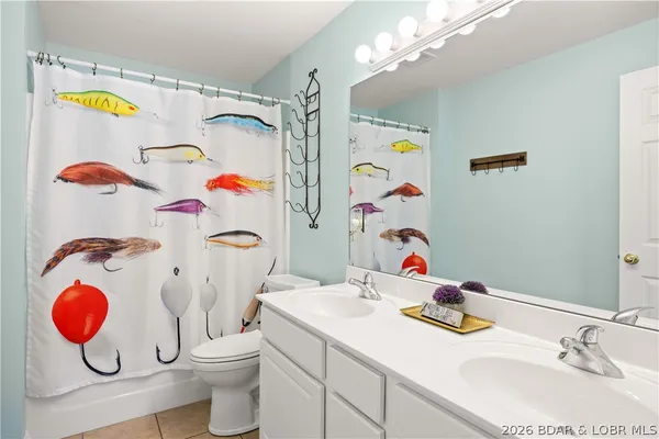 $322,000 | 245 Plaza Beach Road, Unit 2B, Camdenton, MO 65020