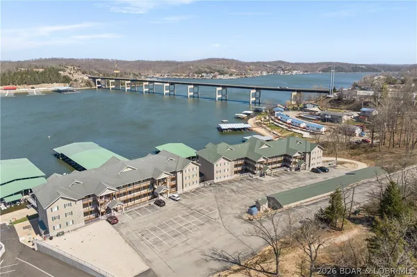 $322,000 | 245 Plaza Beach Road, Unit 2B, Camdenton, MO 65020