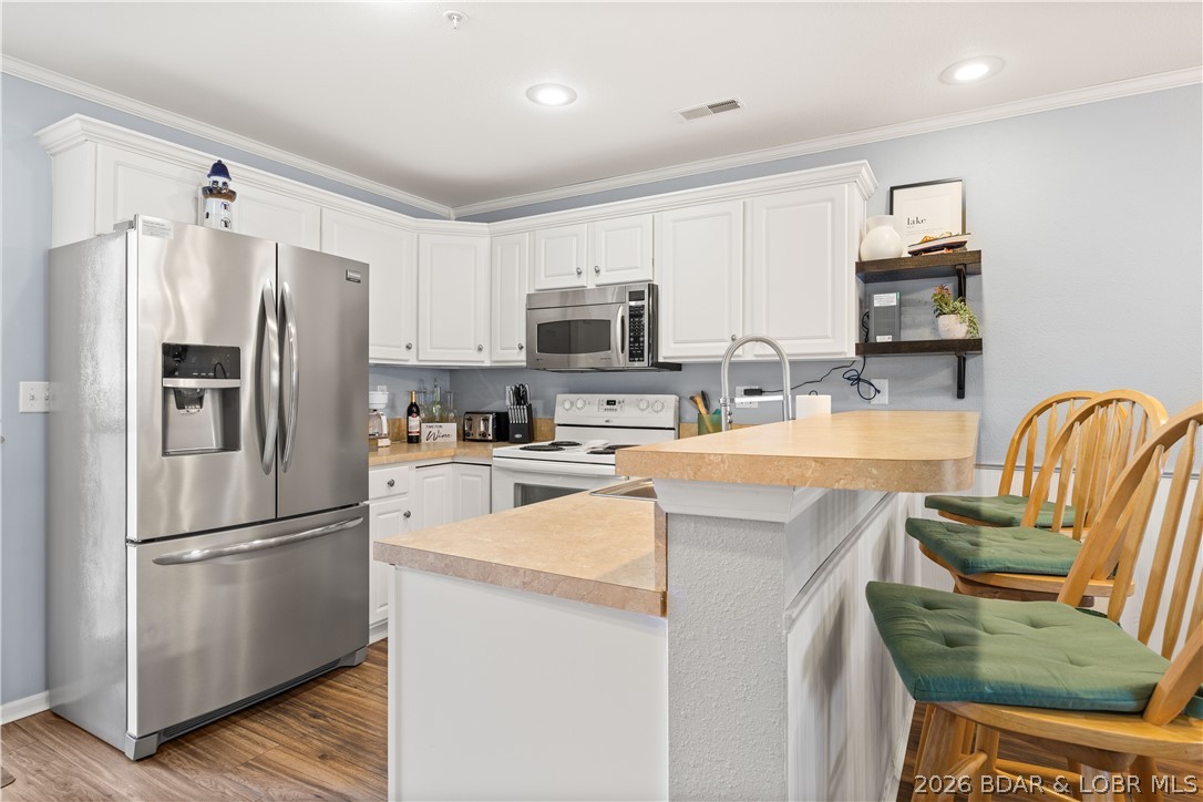 245 Plaza Beach Road, Unit 2B Camdenton, MO 65020 - Photo 5 of 32