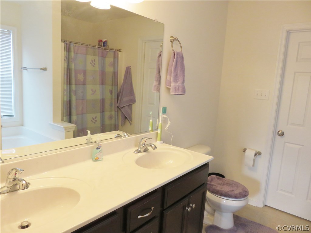 5788 Mako Road New Kent, VA 23124 - Photo 10 of 20 Master bathroom offers ceramic tile flooring and a