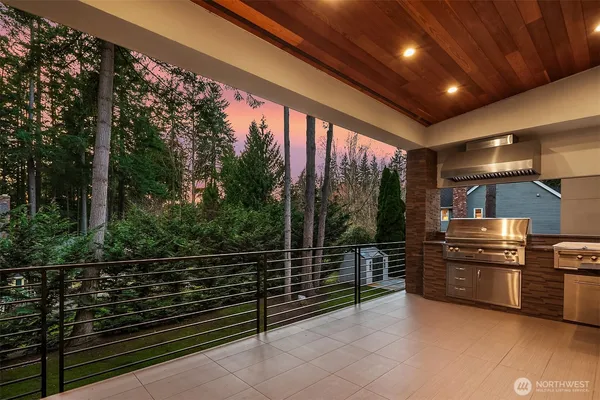 $5,988,800 | 2847 134th Avenue Northeast, Bellevue, WA 98005
