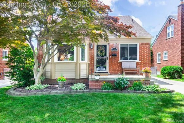 $224,900 | 9290 Niver Avenue, Allen Park, MI 48101