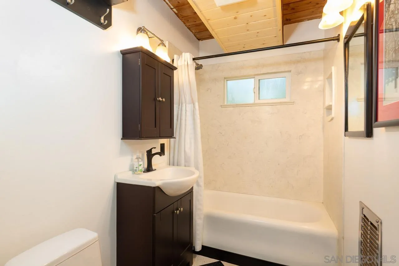 4470 Pine Ridge Avenue Julian, CA 92036 - Photo 19 of 36