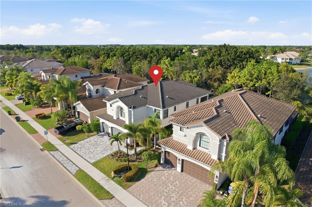 4654 Kensington Circle Naples, FL 34119 - Photo 34 of 48