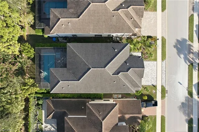 $1,629,000 | 4654 Kensington Circle, Naples, FL 34119