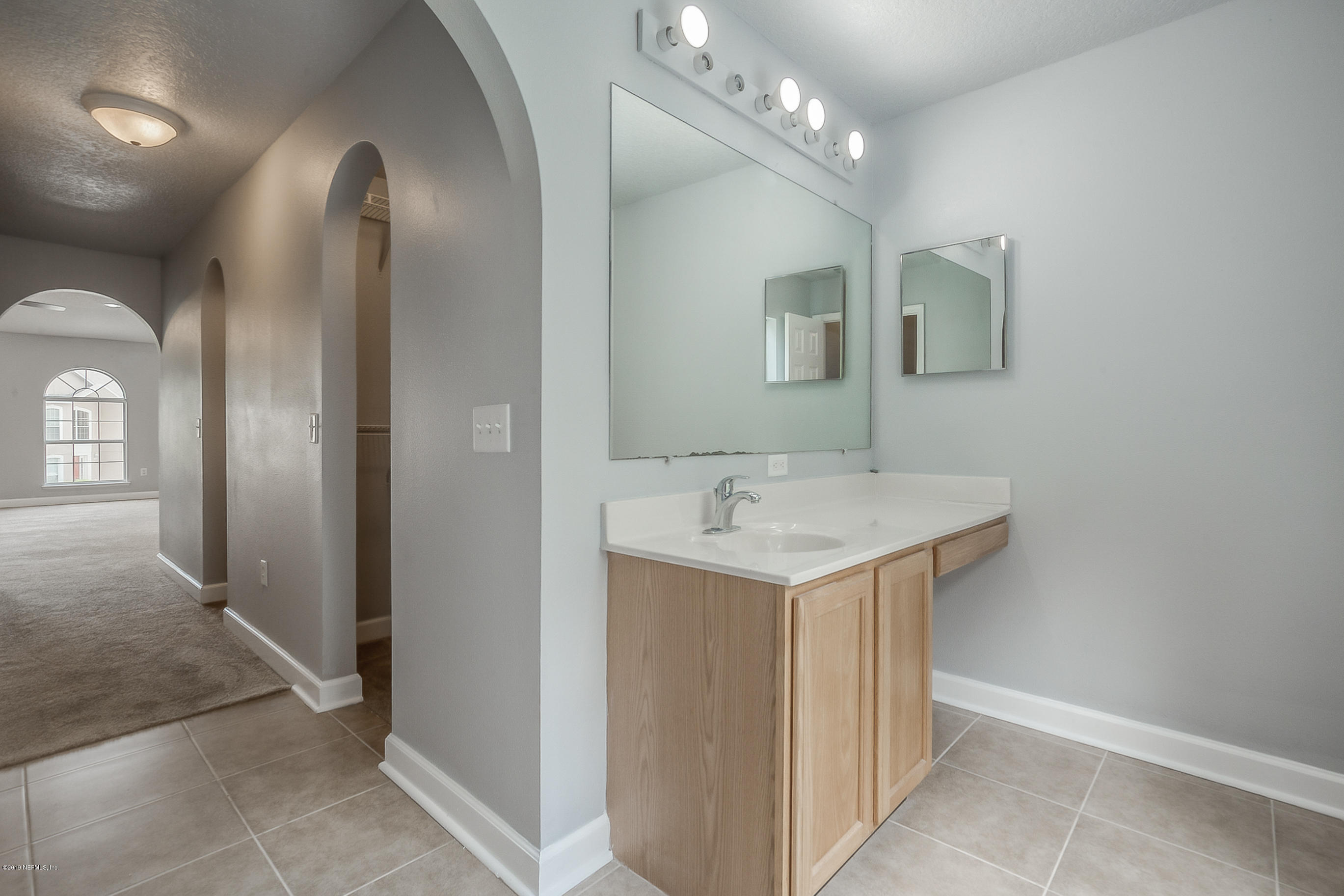 76489 Longleaf Loop Yulee, FL 32097 - Photo 6 of 29 master bathroom