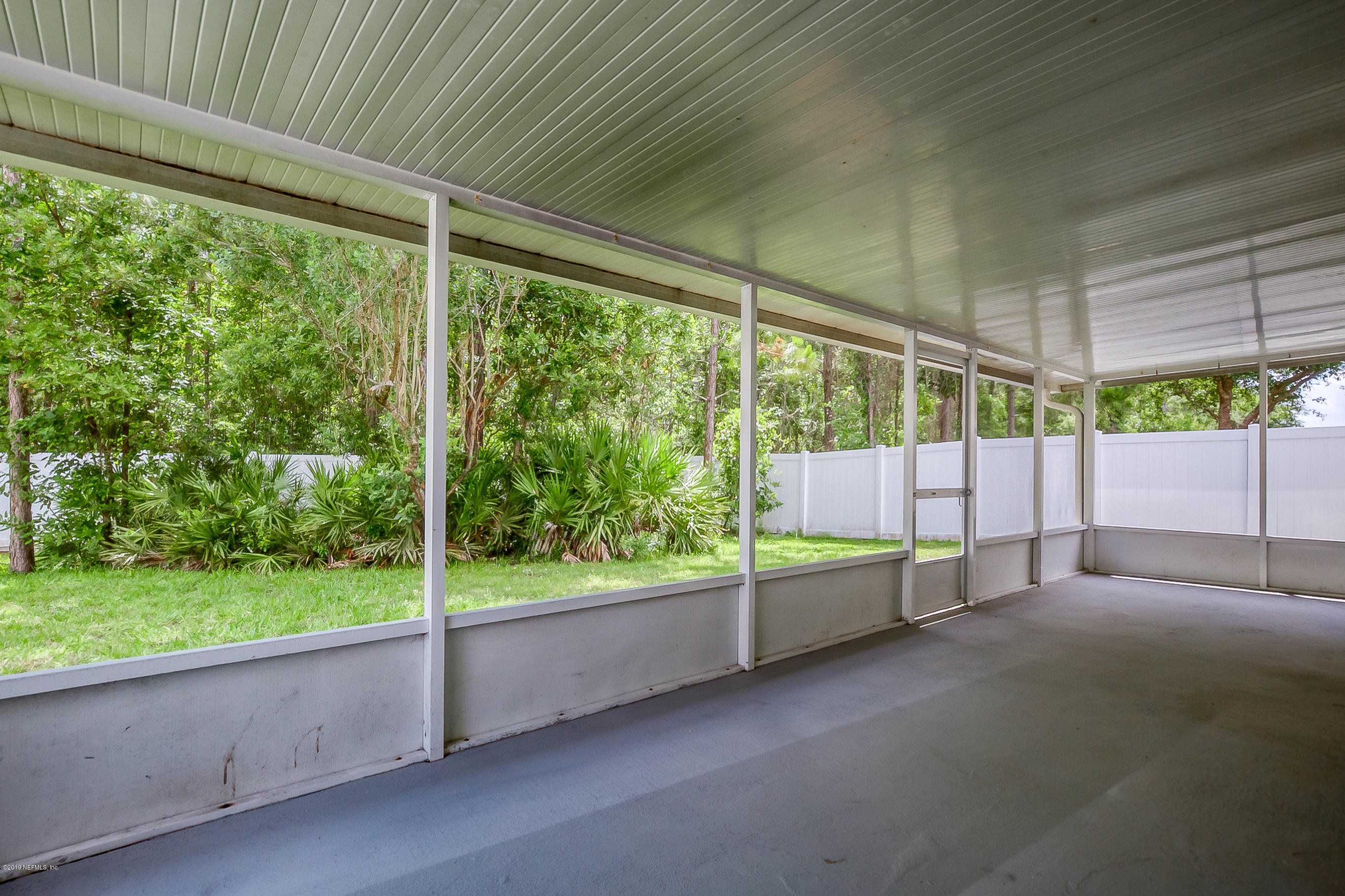 76489 Longleaf Loop Yulee, FL 32097 - Photo 8 of 29 spacious back porch