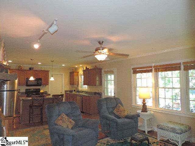 300 Hillbrook Road Taylors, SC 29687 - Photo 8 of 26 Gallery Image 8