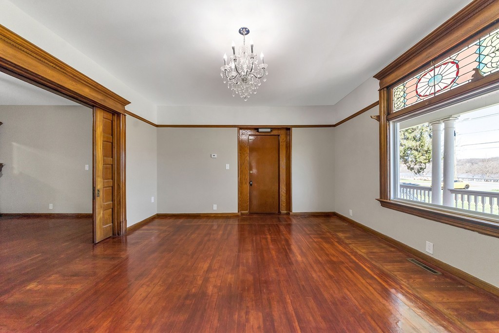 717 River Road Agawam, MA 01001 - Photo 9 of 30 Gallery Image 9