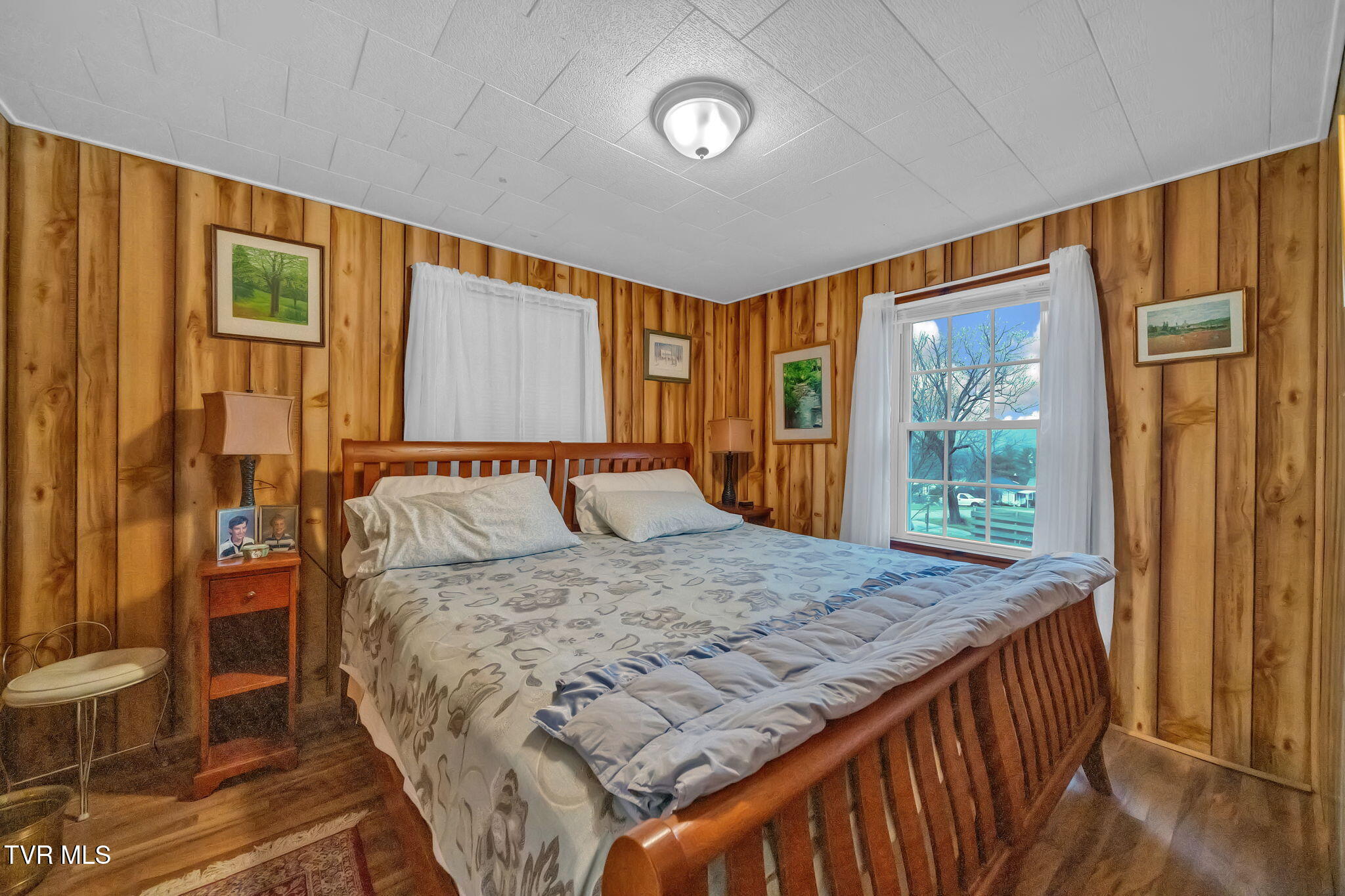 146 Luttrell Street Erwin, TN 37650 - Photo 20 of 49 Bedroom 2