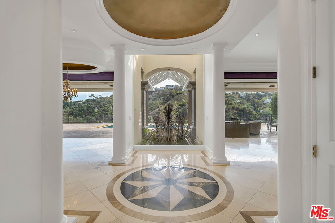10557 Rocca Place Los Angeles, CA 90077 - Photo 3 of 52