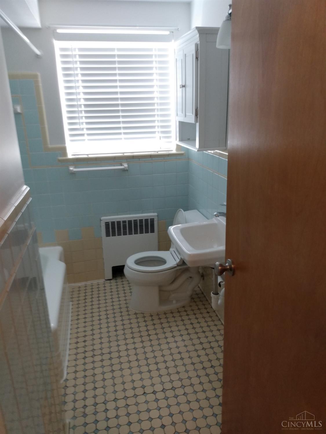 3470 Brotherton Road Cincinnati, OH 45209 - Photo 26 of 42