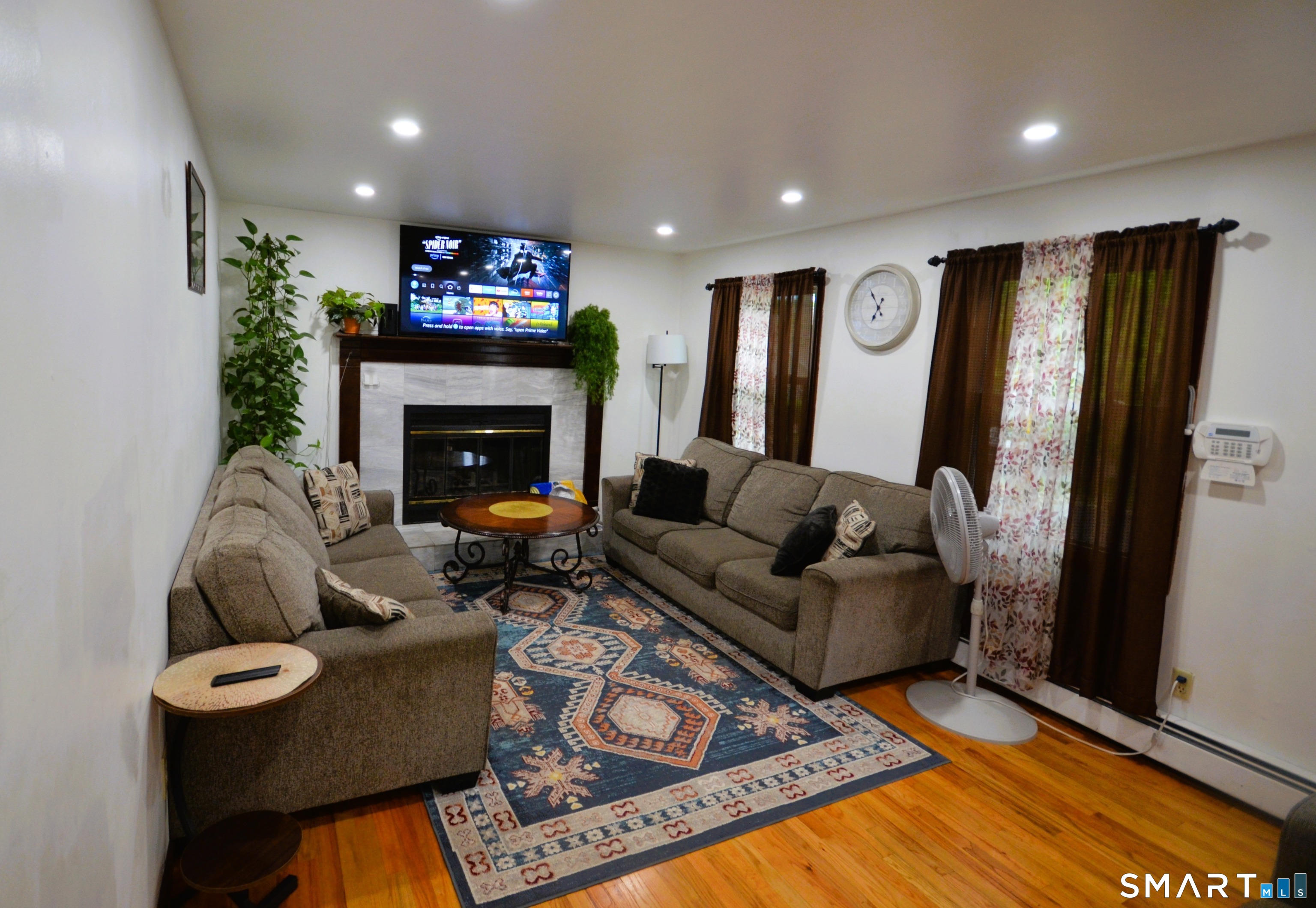 430 Berkeley Road Fairfield, CT 06825 - Photo 3 of 37