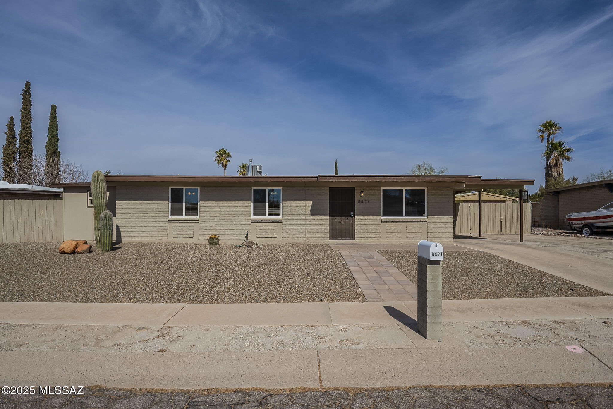8421 East Rolling Ridge Street Tucson, AZ 85710 - Photo 8 of 30 Gallery Image 8