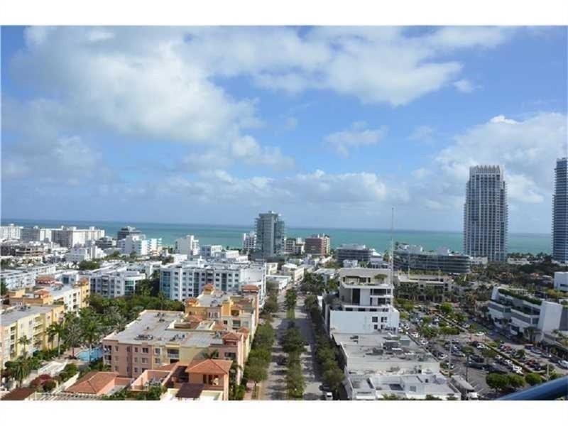 90 Alton Road, Unit 1403 Miami Beach, FL 33139 - Photo 14 of 31 Photo 14