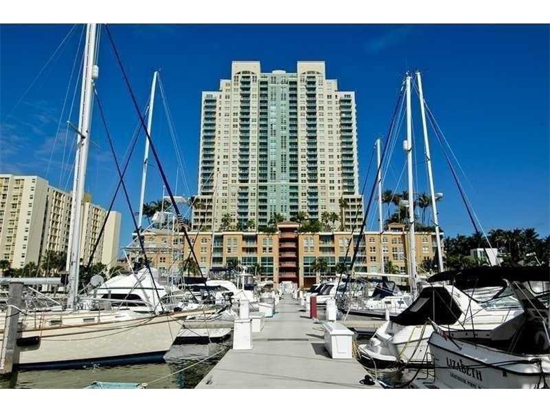 90 Alton Road, Unit 1403 Miami Beach, FL 33139 - Photo 15 of 31 Photo 15