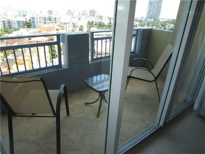 90 Alton Road, Unit 1403 Miami Beach, FL 33139 - Photo 8 of 31 Photo 8