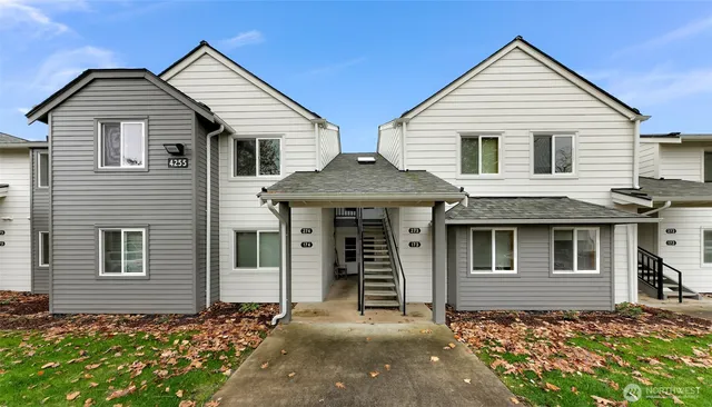 $289,000 | 4255 Wintergreen Circle, Unit 274, Bellingham, WA 98226