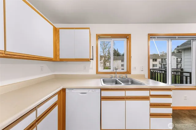 $289,000 | 4255 Wintergreen Circle, Unit 274, Bellingham, WA 98226