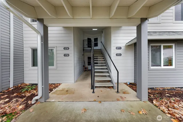 $289,000 | 4255 Wintergreen Circle, Unit 274, Bellingham, WA 98226