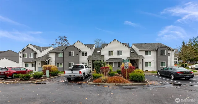 $289,000 | 4255 Wintergreen Circle, Unit 274, Bellingham, WA 98226