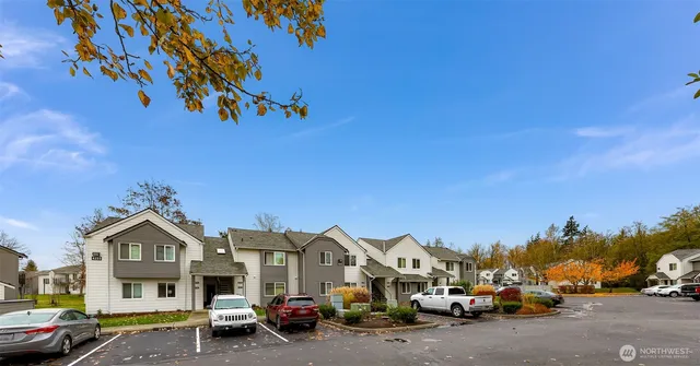 $289,000 | 4255 Wintergreen Circle, Unit 274, Bellingham, WA 98226
