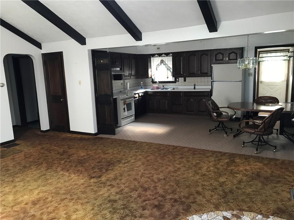 3500 Mt Troy Road Pittsburgh, PA 15212 - Photo 2 of 18 LIVING ROOM/KITCHEN