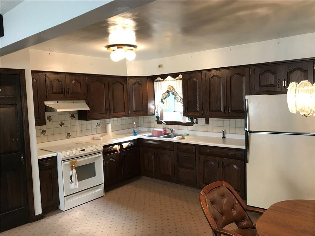 3500 Mt Troy Road Pittsburgh, PA 15212 - Photo 6 of 18 KITCHEN