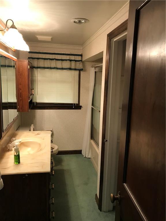 3500 Mt Troy Road Pittsburgh, PA 15212 - Photo 8 of 18 BATHROOM