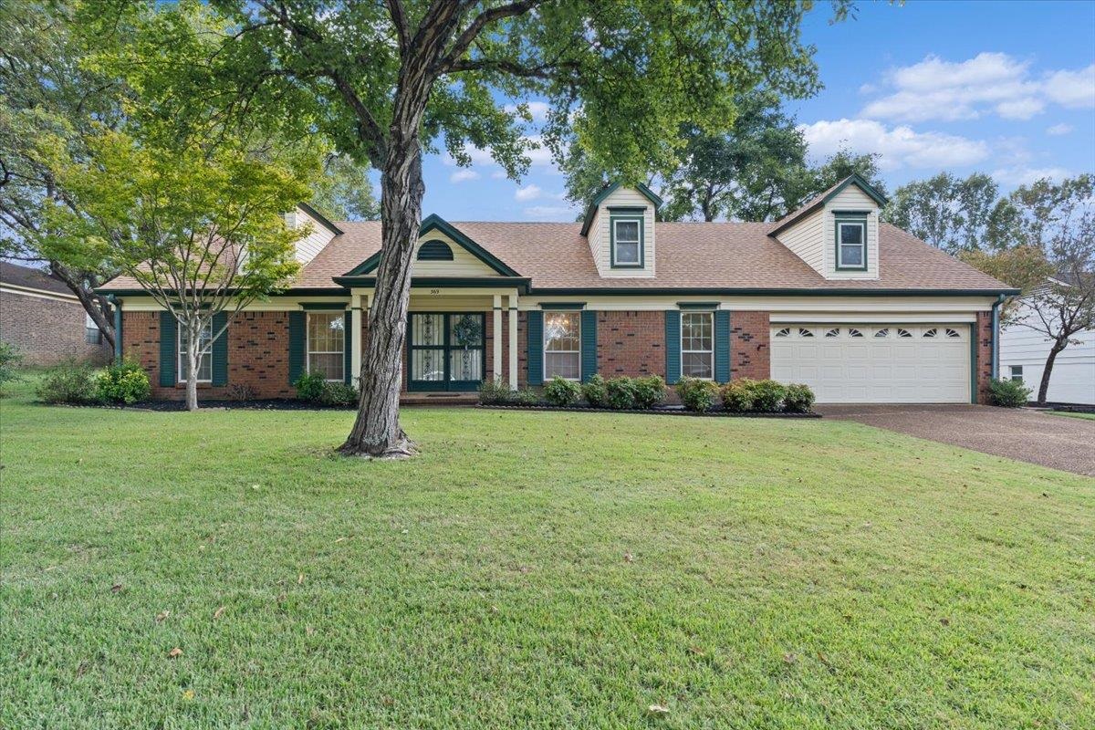 369 Taraview Road Collierville, TN 38017 - Photo 6 of 34 front view of a house with a yard