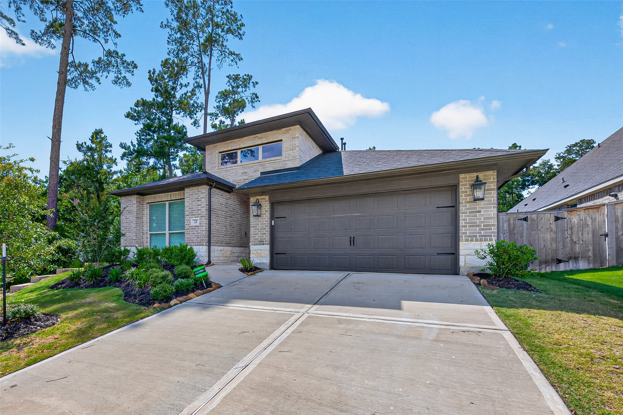 232 West Netleaf Court Montgomery, TX 77316 - Photo 3 of 50