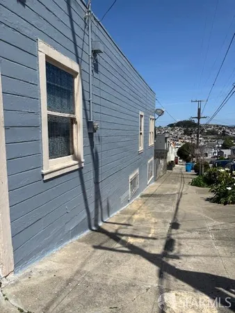 $748,000 | 299 Peru Avenue, San Francisco, CA 94112