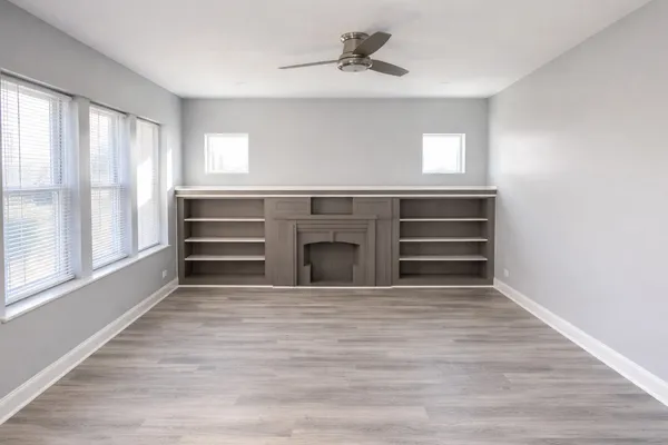 $2,500 | 843 East Marquette Road, Unit 2, Chicago, IL 60637