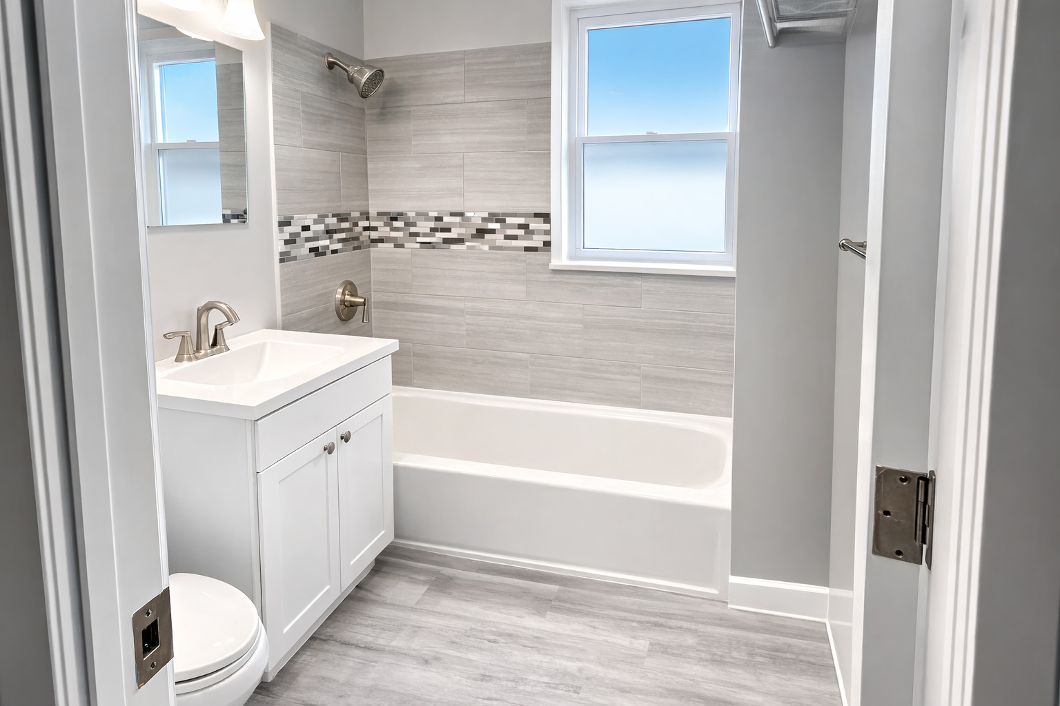 843 East Marquette Road, Unit 2 Chicago, IL 60637 - Photo 4 of 5