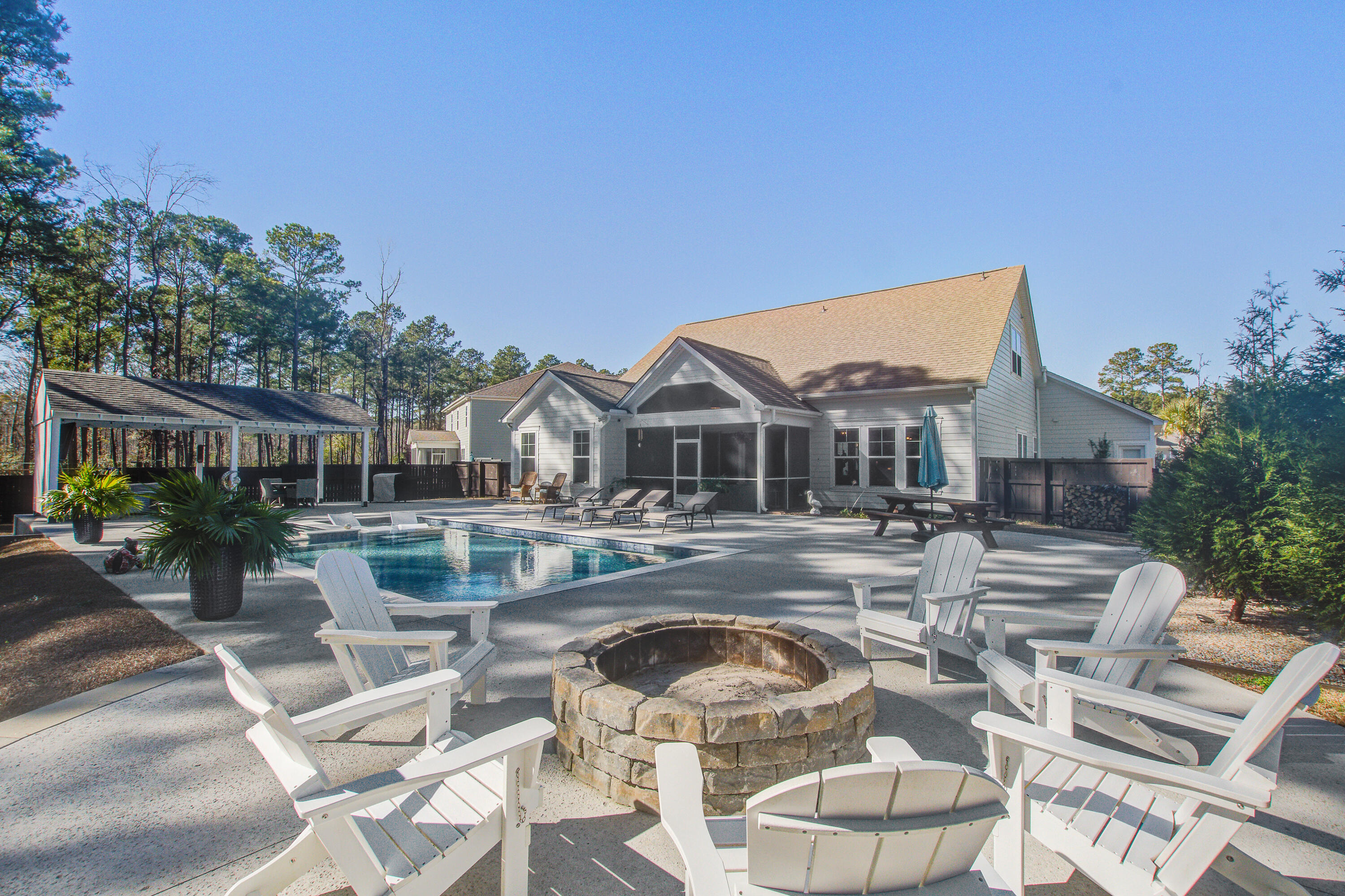 421 Bowstring Drive Huger, SC 29450 - Photo 2 of 52 421 (47)