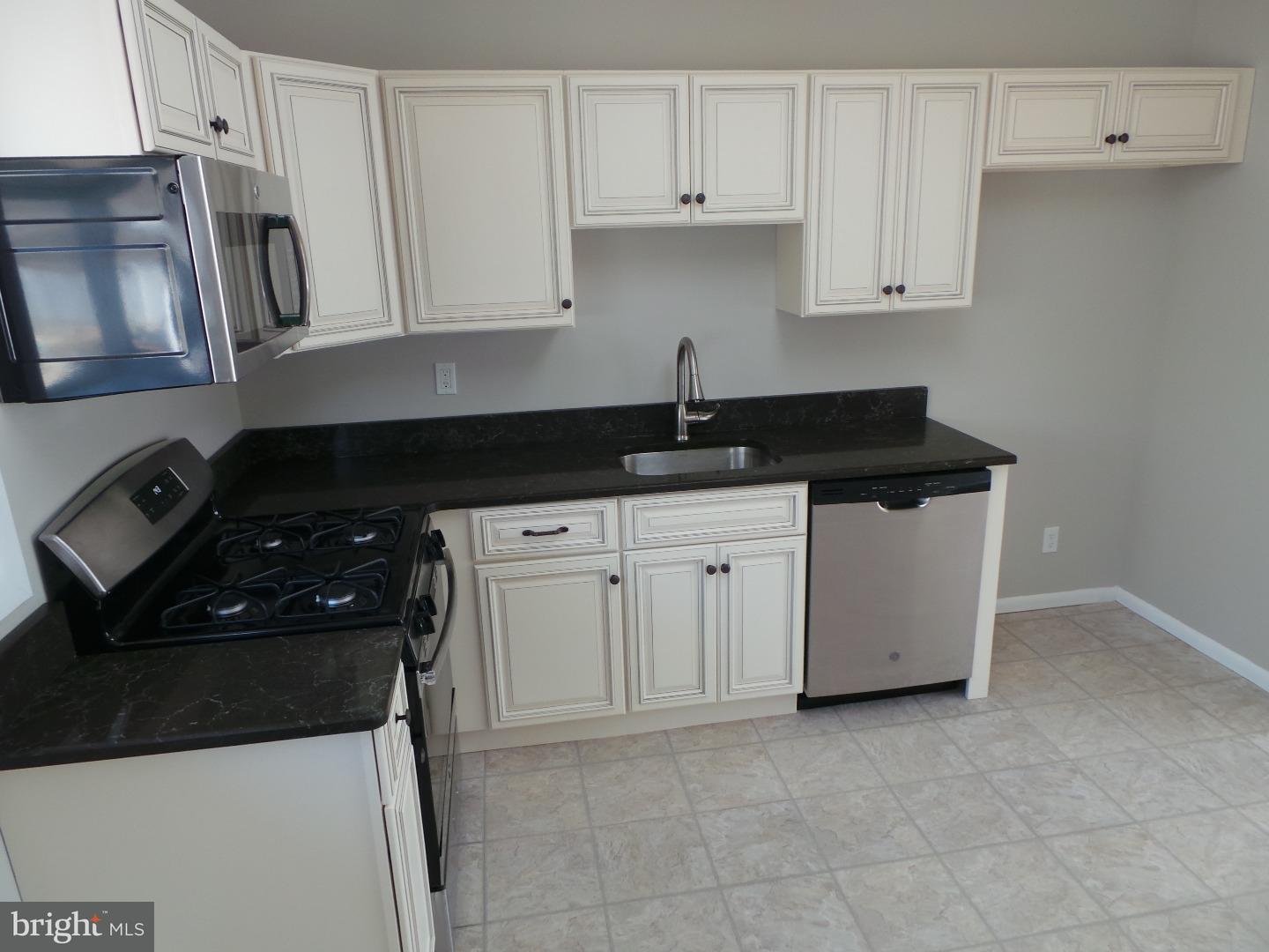 144 Country Club Road Pine Hill, NJ 08021 - Photo 3 of 18 Gallery Image 3