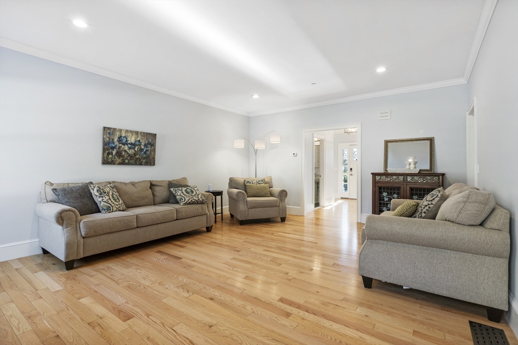 36 Field Circle Wrentham, MA 02093 - Photo 15 of 42