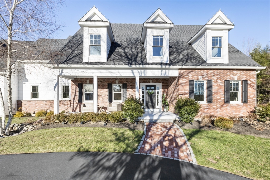 36 Field Circle Wrentham, MA 02093 - Photo 8 of 42