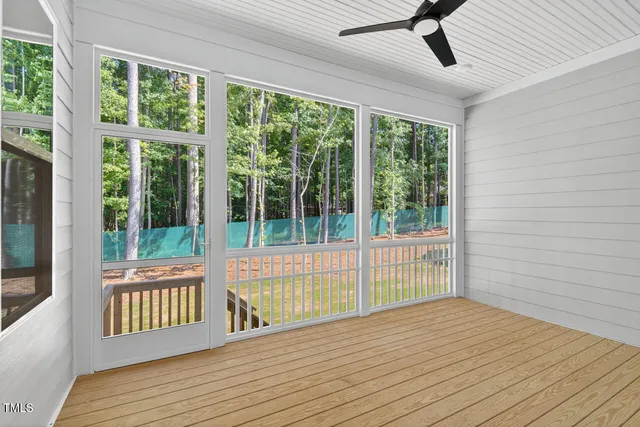 $1,175,000 | 122 Sanderway Drive, Chapel Hill, NC 27516