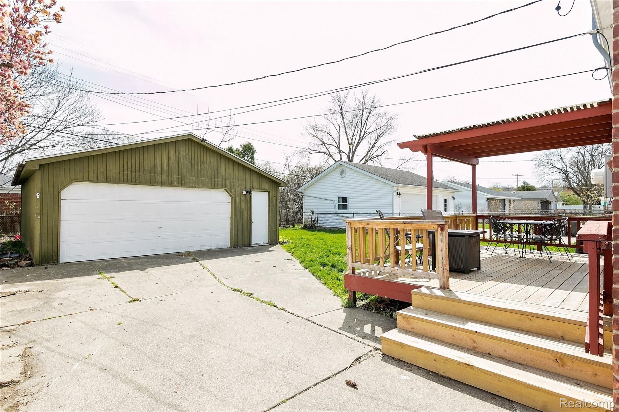 217 Normandy Road Royal Oak, MI 48073 - Photo 17 of 21 Normandy-20.jpg