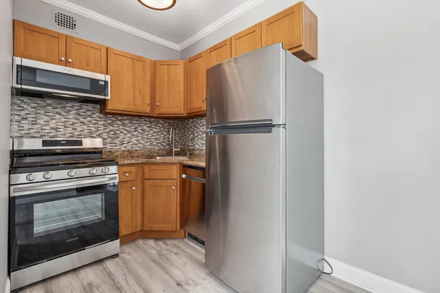 $1,750 | 5135 South Kenwood Avenue, Unit 603, Chicago, IL 60615