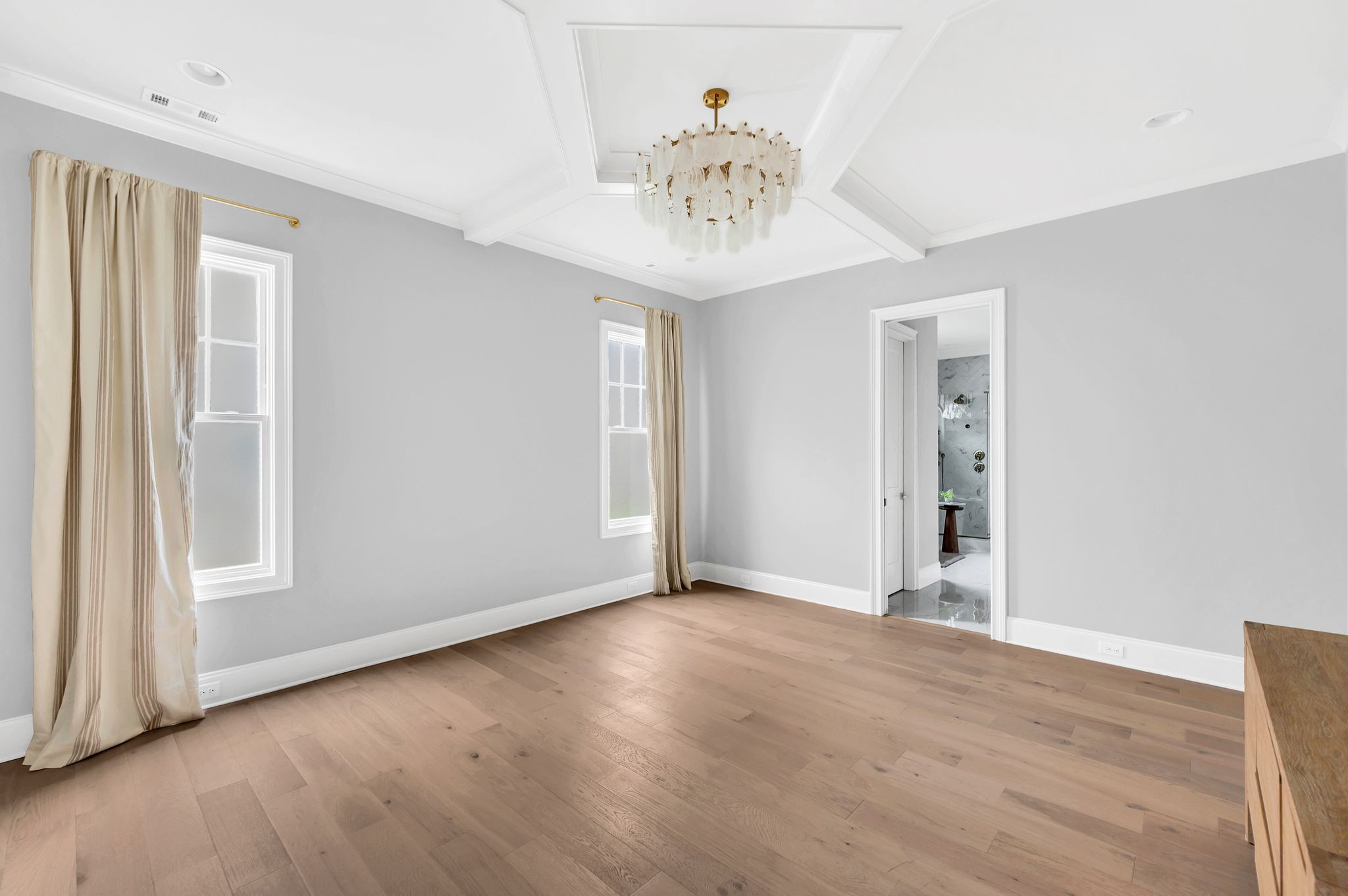6081 Pasquo Road Nashville, TN 37221 - Photo 35 of 70 a view of an empty room with a window
