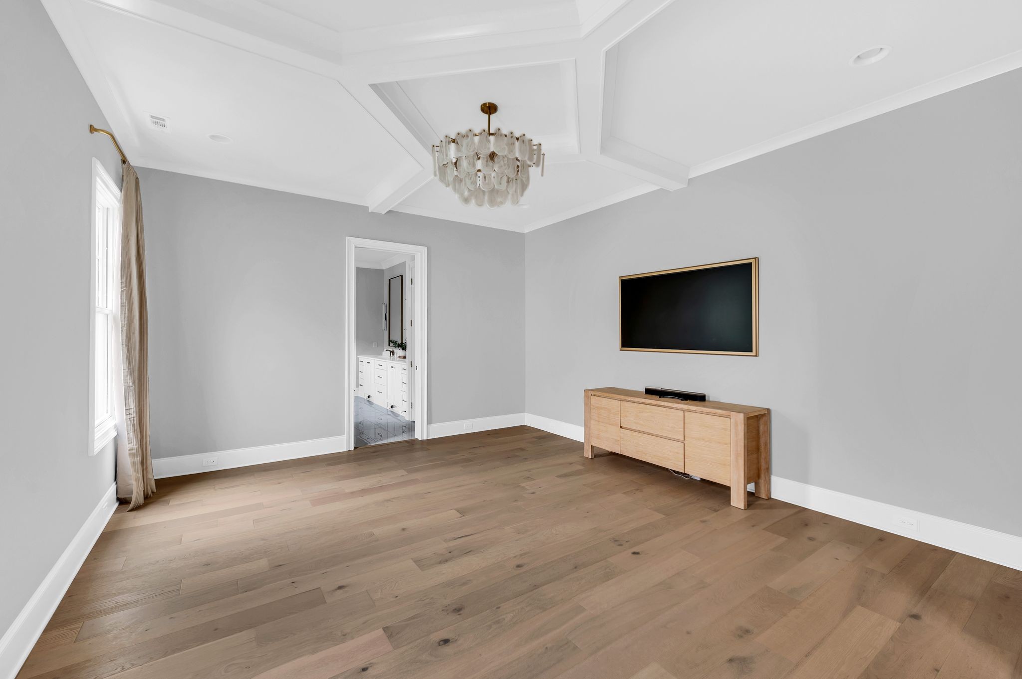 6081 Pasquo Road Nashville, TN 37221 - Photo 37 of 70 a view of an empty room with a flat screen tv