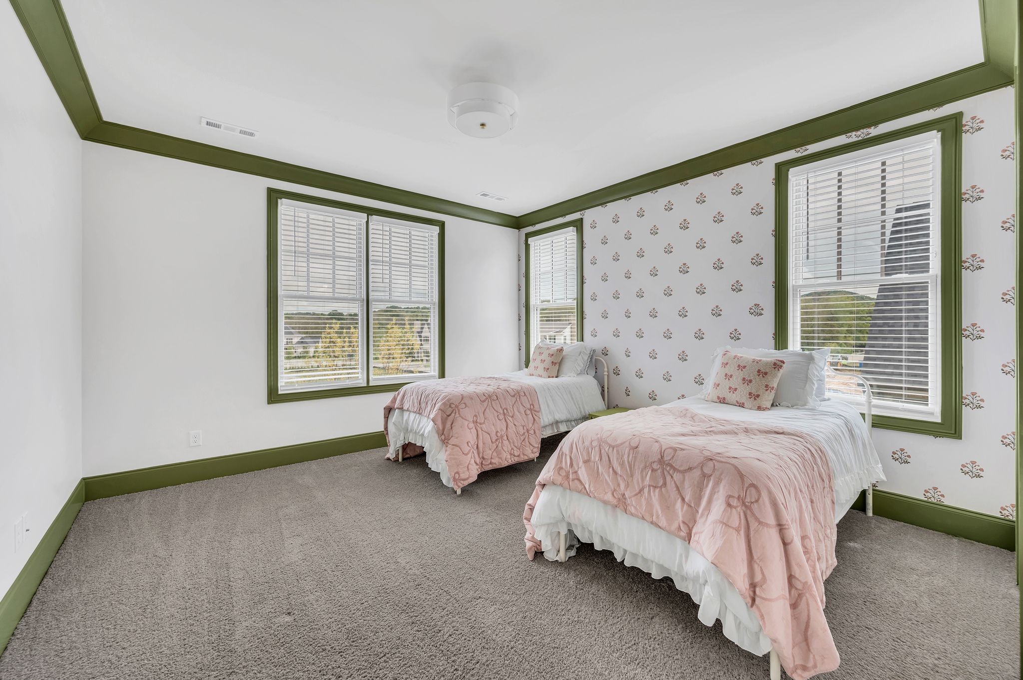6081 Pasquo Road Nashville, TN 37221 - Photo 59 of 70 a spacious bedroom with two beds and large window