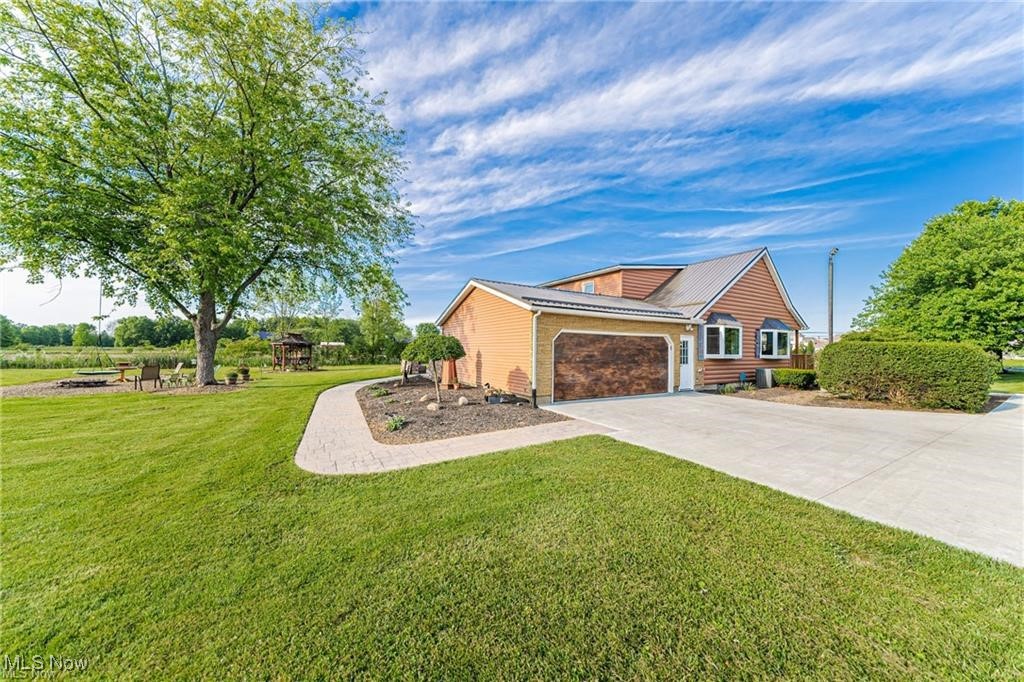9180 Bender Road North Ridgeville, OH 44039 - Photo 43 of 48