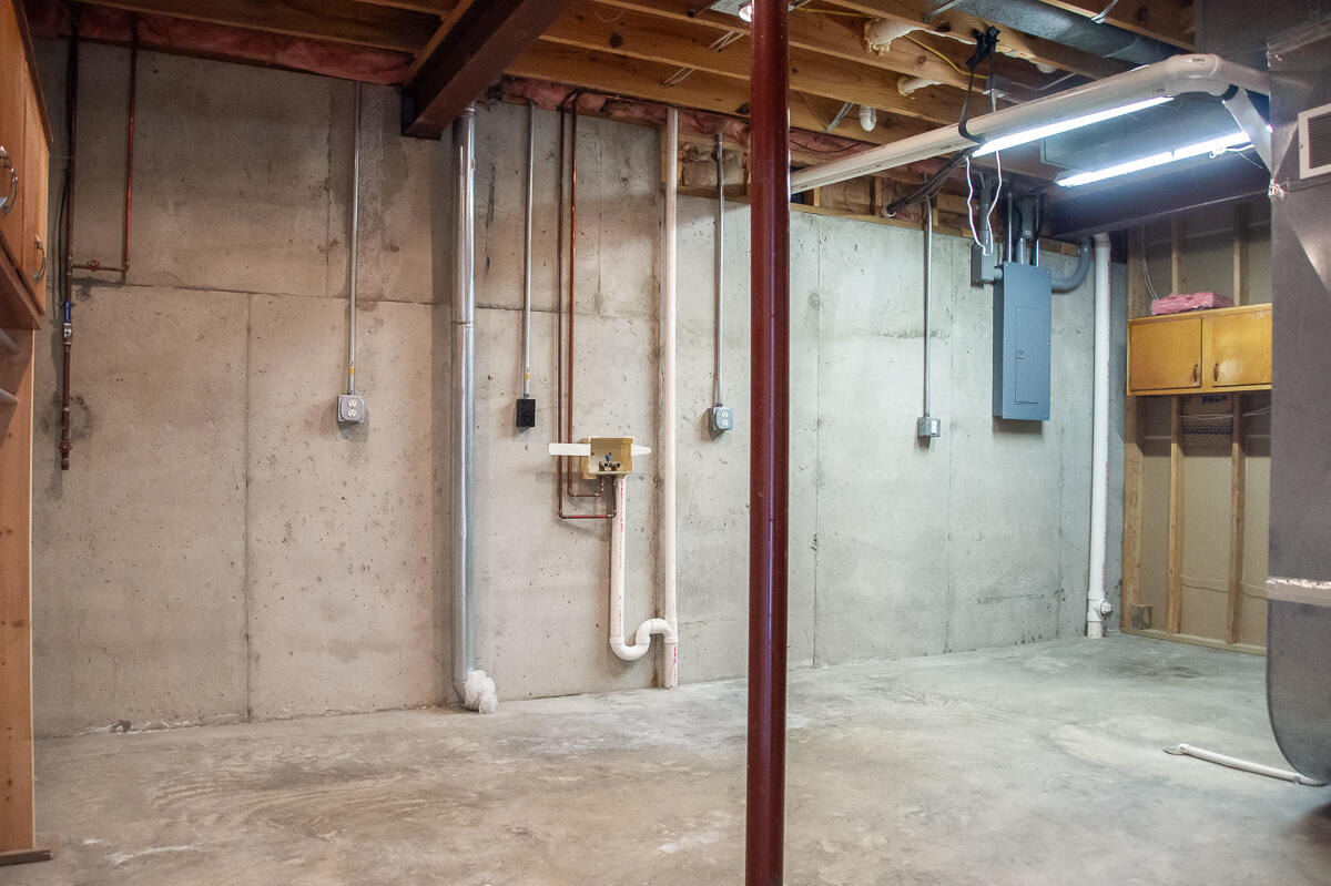 1200 Pilcher Road Frankfort, KY 40601 - Photo 34 of 95 35