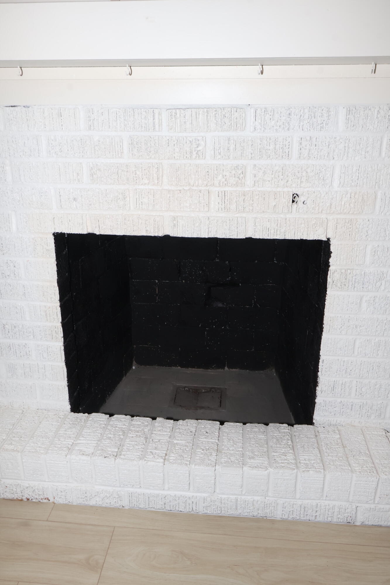 2360 North 48th Street Milwaukee, WI 53210 - Photo 3 of 23 FIRE PLACE